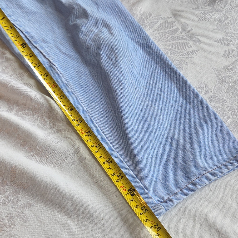 Vintage Light Wash High Rise Mom Jeans Size 26 - Picture 10 of 13